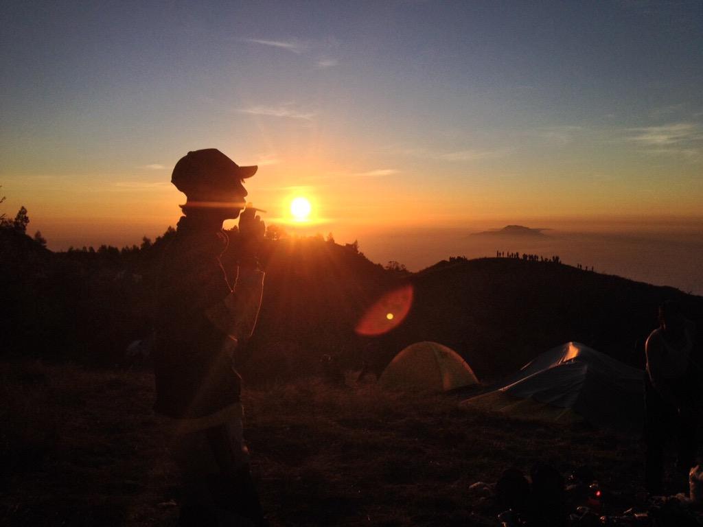 Nikmat tuhan manalagi yang kalian dustakan,ngetrip dulu biar tau kalau indonesia itu indah.seeyounexttrip 2565mdpl