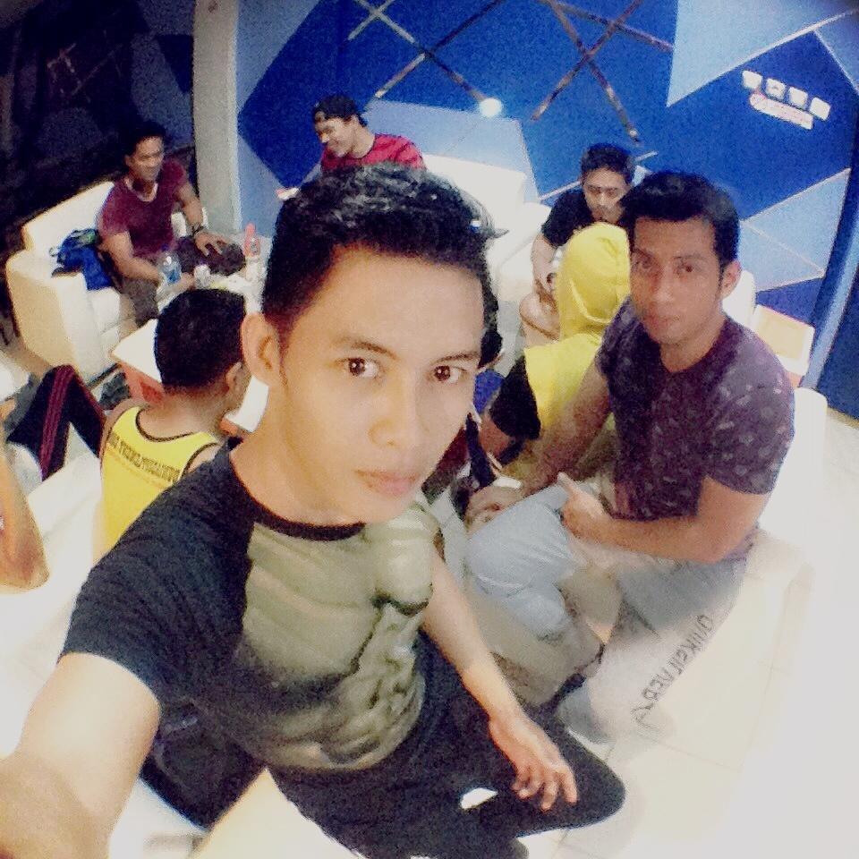 iroeljojo's tweet photo. my Team http://t.co/EE05JnelHt