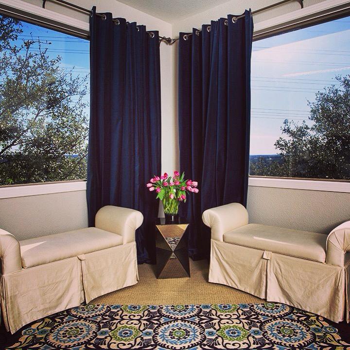 bright_austin's tweet photo. Loving this master bedroom nook. Another great room by Bright Austin! #interiordesign #decor #hillcountry #blueskies http://t.co/RLRdOXjp6P