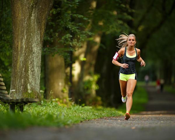 WomensHealthMag's tweet photo. The workout that burns more calories than running: http://t.co/gGv3vv3Ipn http://t.co/HHiuIGNSZr