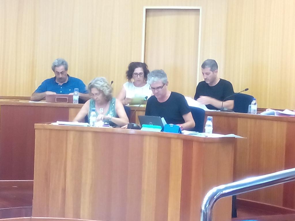 Pau_Andres_'s tweet photo. Arranca el Ple municipal #SanAntoniodeBenageber @guanyemSAB  @CompromisSAB @plataformasab @MercedesAnglesM http://t.co/GqJdd8i73R