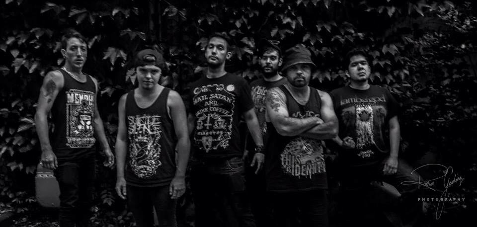 youtu.be/qWZCnXLhYJ0 check out <a href="/TheDeadSexy/">The Dead Sexy</a>'s lyric video "Nobody Loves Me" @DaveCTE@BennSuede <a href="/BrandonCTE/">Brandon Hoover</a>