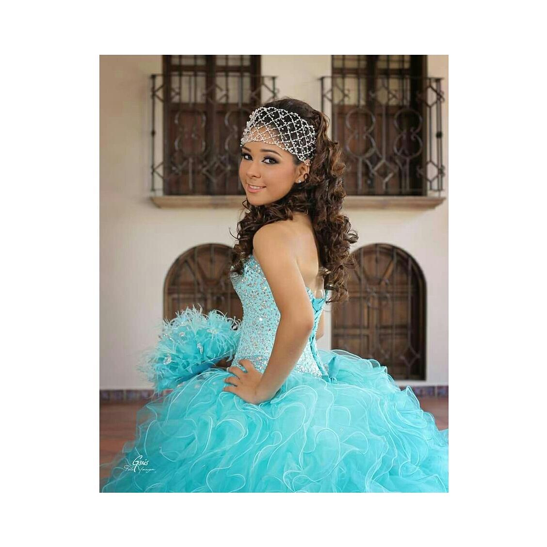 GreyciFerral's tweet photo. Lo mejor está por llegar. 💞💄👠💋❤👑💅😘 http://t.co/dH4yVkGPHY
