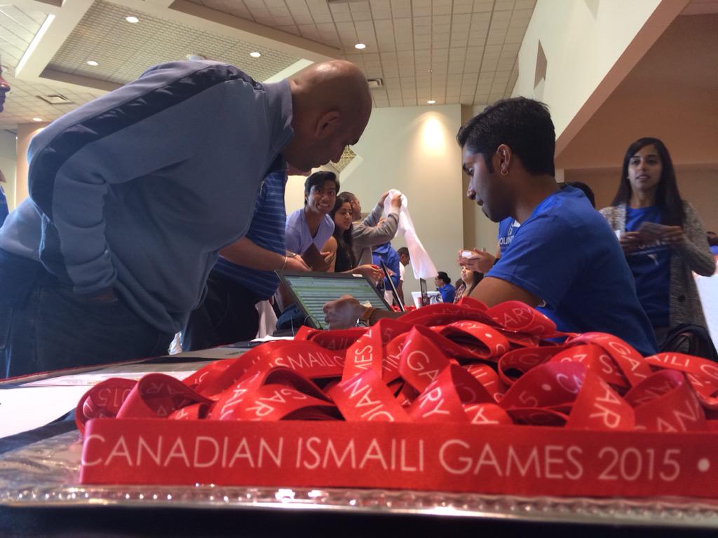 ashif_jivraj's tweet photo. Registration underway for #CIAG2015 Volunteers doing an amazing job and it only registration day!! http://t.co/mA1OgHkMJF