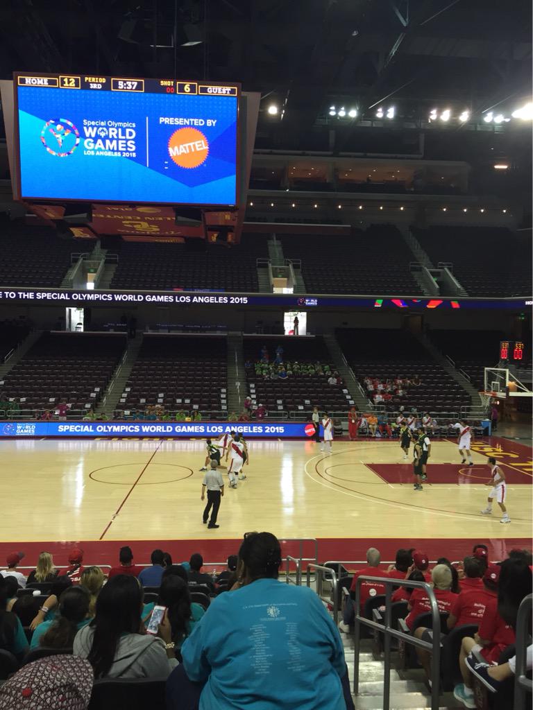 JeanieBuss's tweet photo. Enjoying Peru vs. Pakistan basketball @SpecialOlympics at USC Galen center. #ReachUpLA http://t.co/YZ4lYLOCpH
