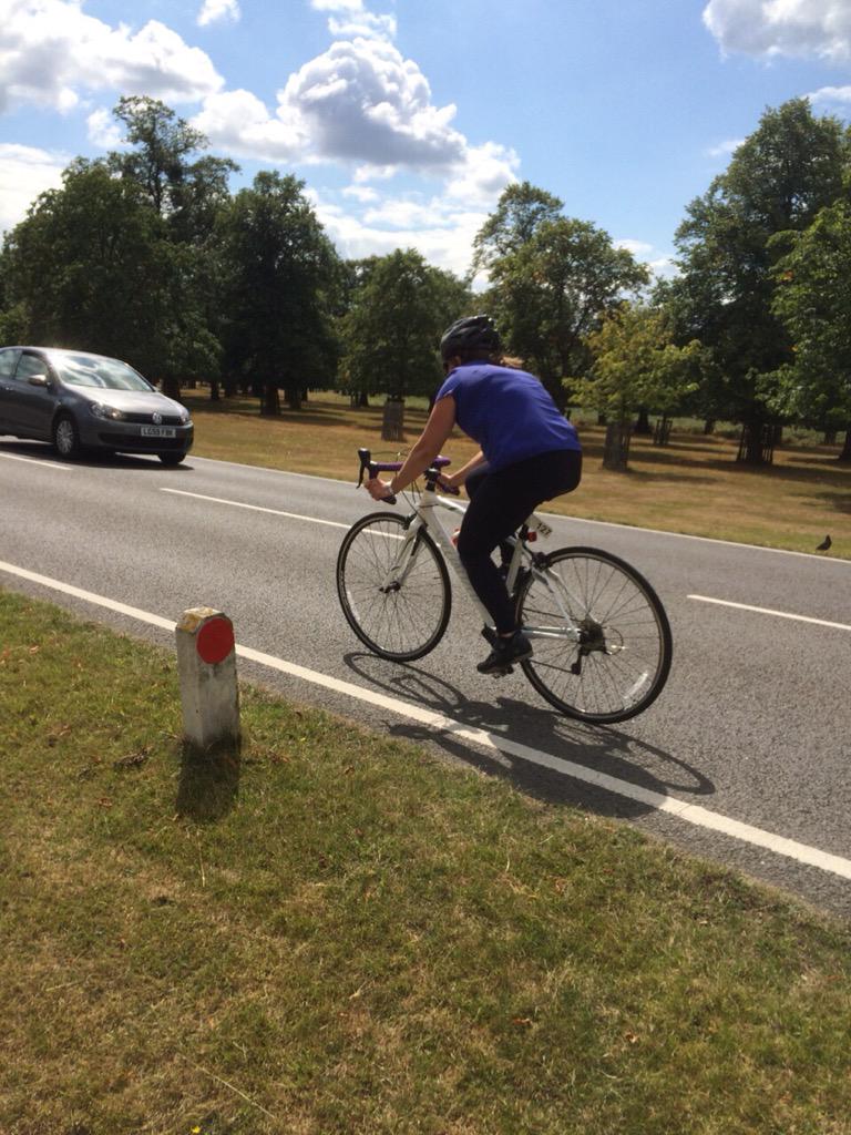 Roxy_coreactive's tweet image. Me, Hats &amp;amp; Jo. Tri training at Bushy park today. Brick session at its finest. #triathlon #trigirls #Coreactive