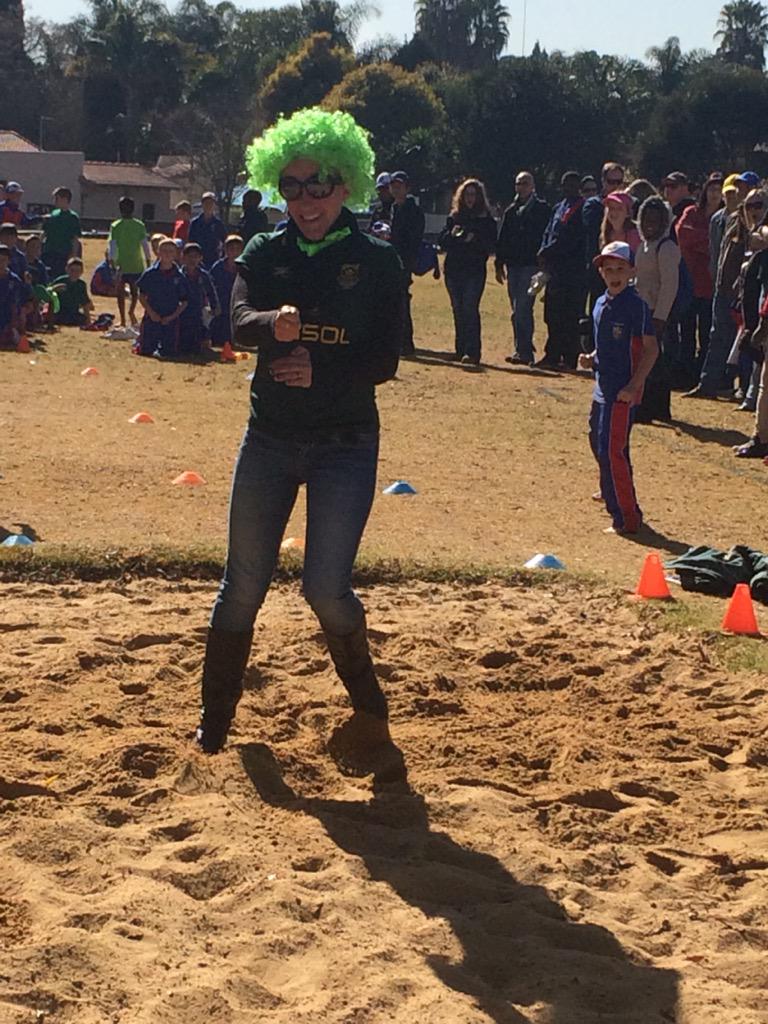 JdickJeanette's tweet photo. Go Mrs Peel @BenniesJP http://t.co/obn9wap4Kv
