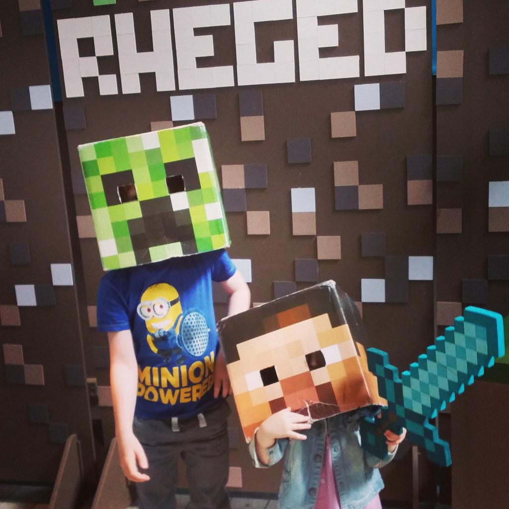 WifeWalty's tweet photo. #Rheged #Minecraft #MinecraftExhibition #Selfie @reghed http://t.co/f47xh8orPX