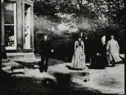 CBXEnt5's tweet photo. Roundhay Garden Scene is the oldest surviving film in existence  #TBT #TheMoreYouKnow #CBXEnt #getYOUsome http://t.co/nw3H61BwNQ