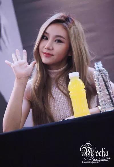 caowcaowlu's tweet photo. @swgsugar93 nih /kasih love http://t.co/mitNzOAdoJ