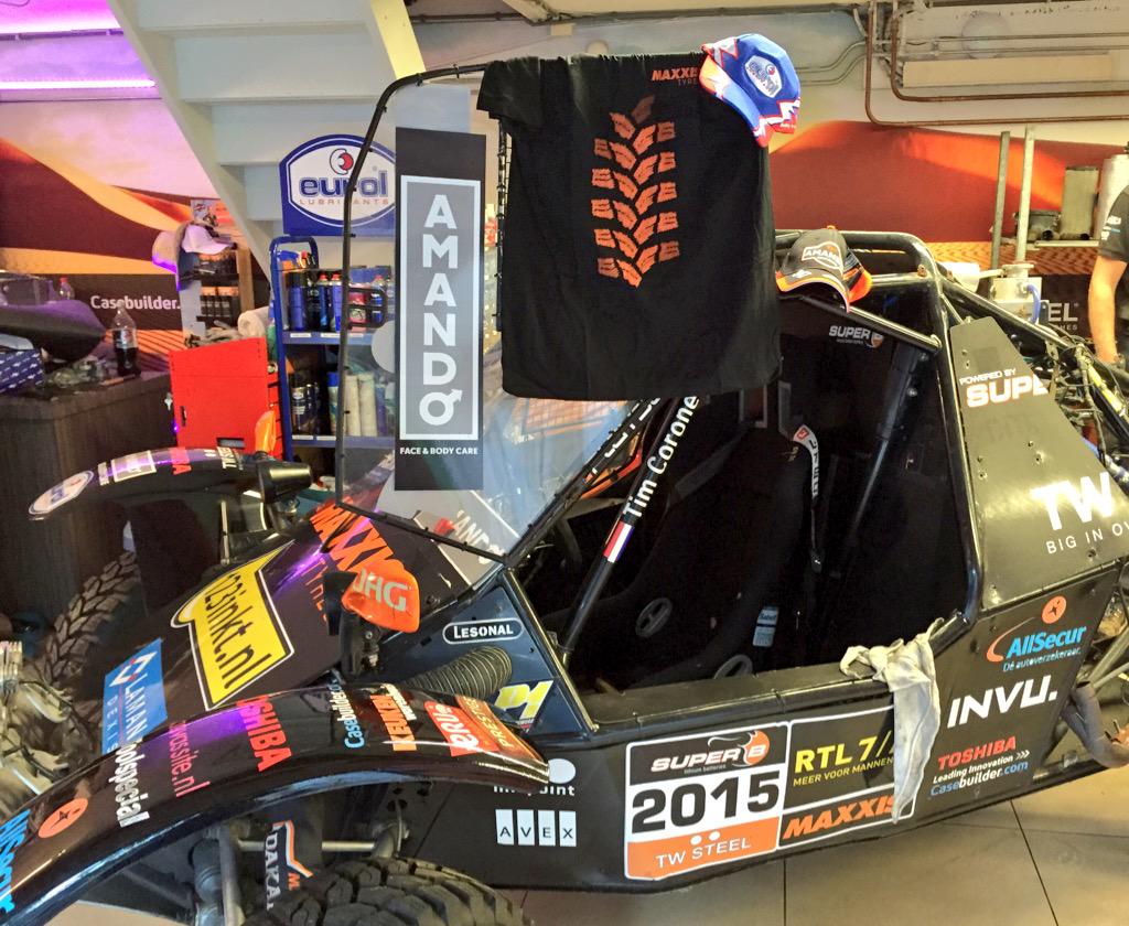 TimCoronel's tweet photo. Last minute paddocktickets @GammaRacingDay winnen???? Snel zijn en RT'en🚗💨😄 met caps en shirt 👍🏻😜 #gammaracingday http://t.co/pQJKfHPEMU