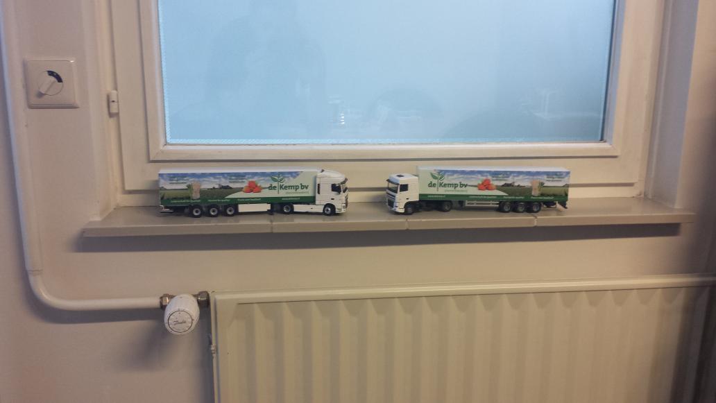 Onze nieuwe opleggers zijn vandaag geleverd!