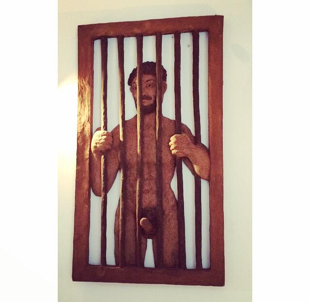 missessiekelly's tweet photo. Art ou provocation? Assistez au vernissage de l'expo qui dérange vendredi 31 juillet à 18h #Awoulaba #Artbidjan http://t.co/lQdYTqR9sr