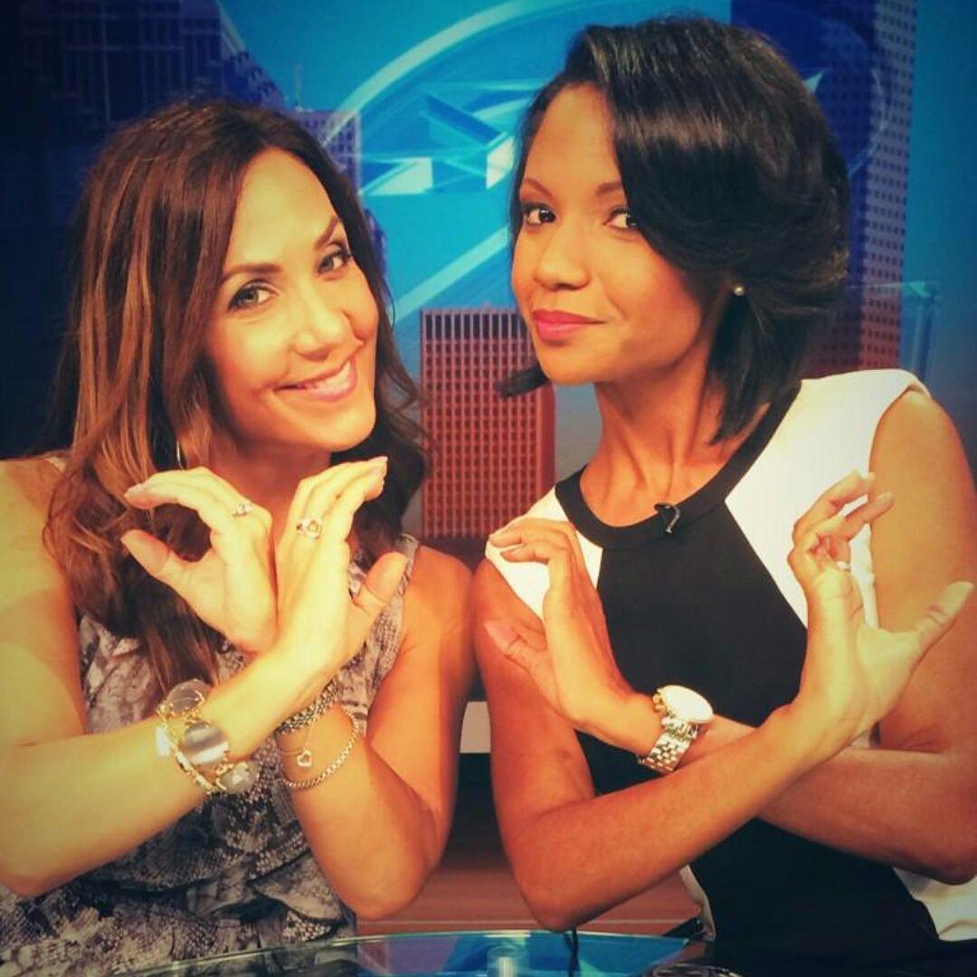 TheCourtney_G's tweet photo. #CandCFactory #ThrowbackThursday Miss you Co! @zavalacourtney http://t.co/8L7Q2c2Vac