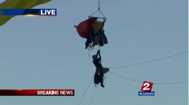 collinrees's tweet image. Update - after 39 hrs, 2 activists taken down, 11 still blockading ship &amp;amp; saying #ShellNo loud &amp;amp; clear. #PDXvsShell