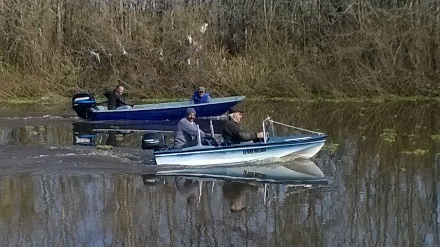 Ahí va "la Bien Hallada en pleno Conventos. Es la celeste y blanca.