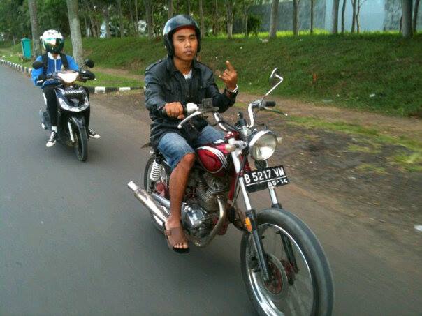 levelchomenk's tweet image. On the road #reddevil