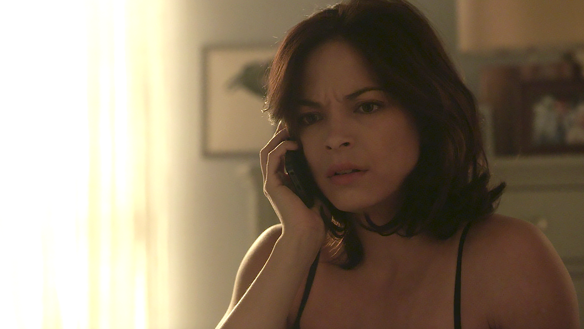 cwbatb's tweet photo. You should NOT upset the bride on her wedding day! #BATB #BATBWedding http://t.co/L9k2UgZ7PK
