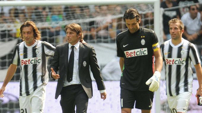 JuventusFF's tweet photo. Key figures in our rise back to the top... And then there was 1. #Buffon #FinoAllaFine http://t.co/NH5B9SJLaJ