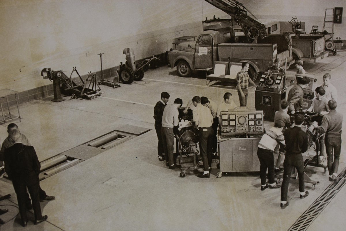 US_EDA's tweet photo. Check out this 1969 #TBT of @montana_tech's vocational-technical school, opened w/ help of $425K EDA grant! #EDA50 http://t.co/JDqP8MylXq