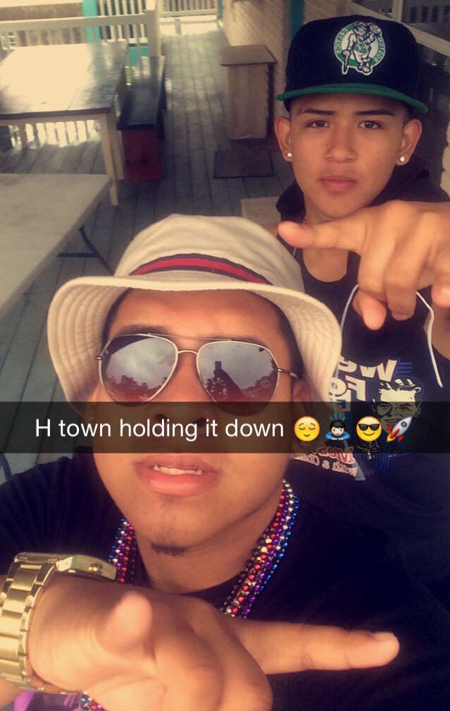 amaya_esaul's tweet image. #tbt 😎🍻 #springbreak2015
