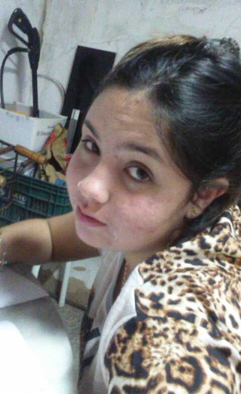 milene10rocha's tweet photo. Minha cara de pouco me lixando 😂😂😂 http://t.co/V0rAiDLwsR
