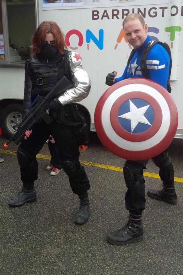 Ed_Campbell_'s tweet photo. @Freecomicbook our #TBT to #FCBD2014 #BigBBarrie #WinterSoldier #CaptainAmerica http://t.co/FjXcxoxpVJ