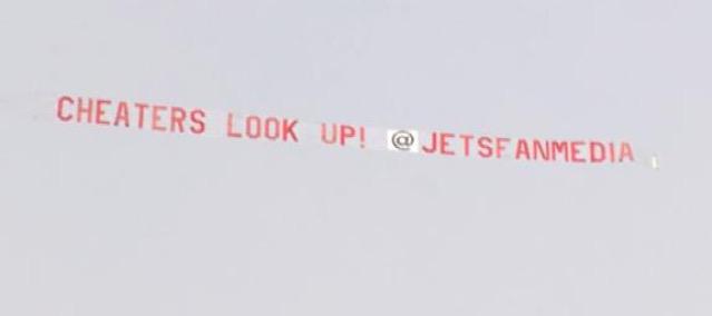 LucasSvedine's tweet photo. Now we need a "Winners Look Up!" banner over a Jets practice http://t.co/weufinUPWN