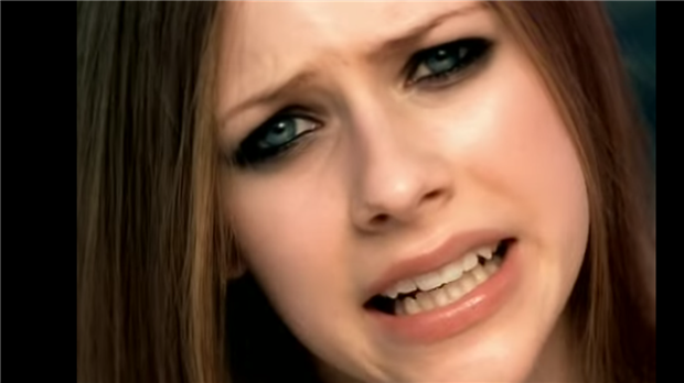 CBCMusic's tweet photo. It's not Complicated: @AvrilLavigne's debut song is the 7th most played song of the millennium http://t.co/N2sX104jiU http://t.co/bVRNpcQAKf