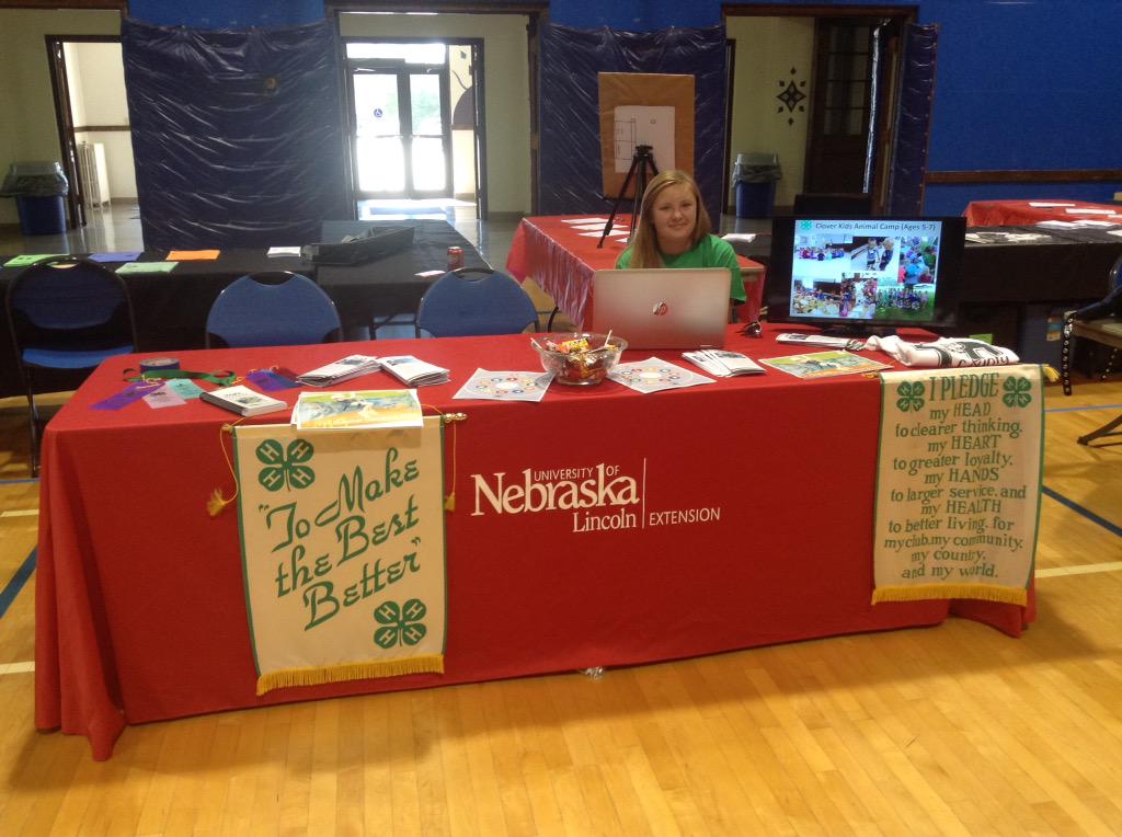 lizhamm34's tweet photo. @husman_katie &amp; I are ready to promote York County 4-H at the 1st Youth Involvement Fair hosted by @yorknechamber! http://t.co/ROIOqBxmcY
