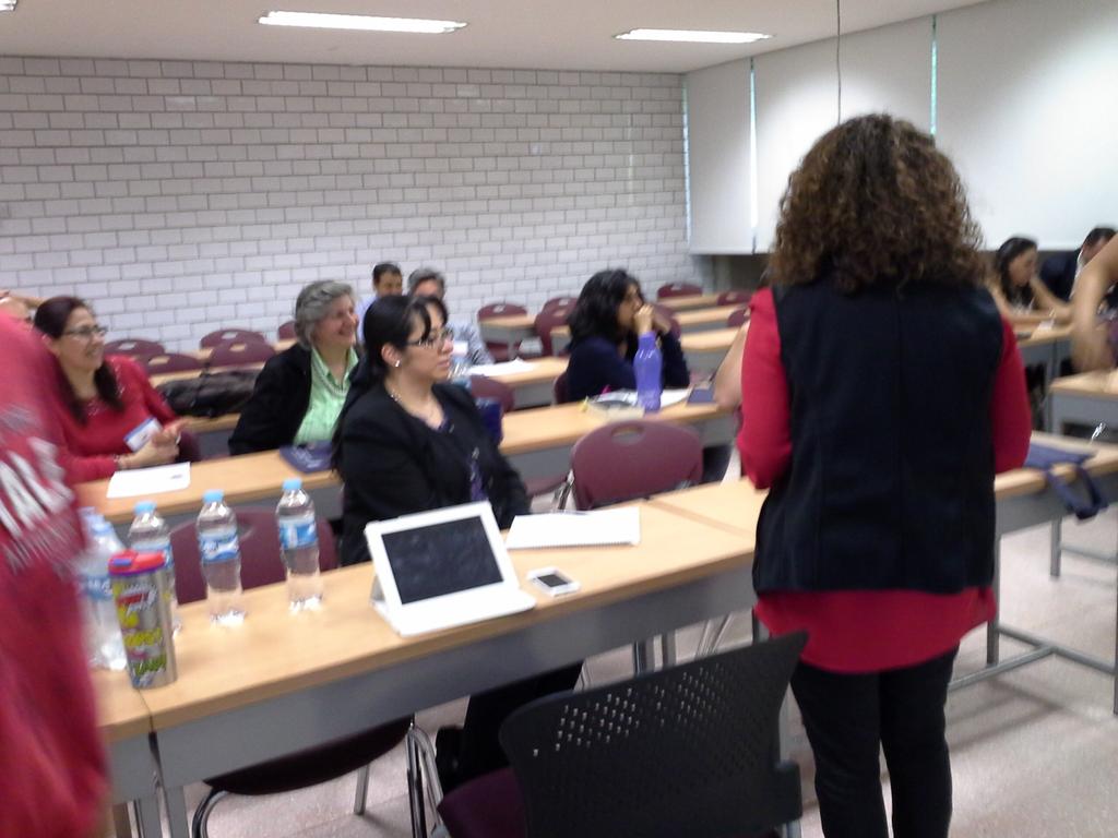 diteunam's tweet photo. Nos llevamos gratas experiencias con los profesores.
Todos aprendemos de todos.
#educatic2015 http://t.co/0ck5SNRPhO