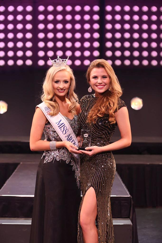 alexa_rogerss's tweet photo. Seeing double thinking quadruple! Lets make it another #DoublePrelim win for our girl Jessi #MAOTeen2015 #JessiG4MAOT http://t.co/XRRO7EuzZY