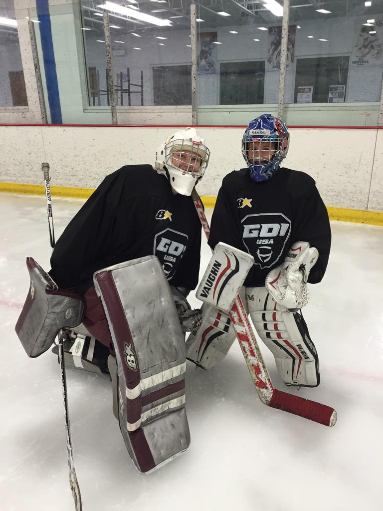 Borgie30's tweet photo. @GDIUSAgoalie Lots of fun and love from the coaches! #RDCChicago #ForGirlsByGirls http://t.co/cmmbG8Rr9S
