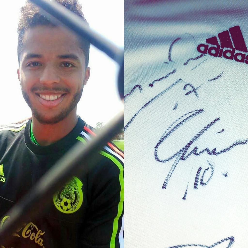 LorelyZ88's tweet photo. #TBThursday #BestJulyEver #Thanks #Chicago 🙉🙊🙈👌😘😍 @OficialGio @jona2santos @Diego_Reyes13 http://t.co/vzMobNiEPX