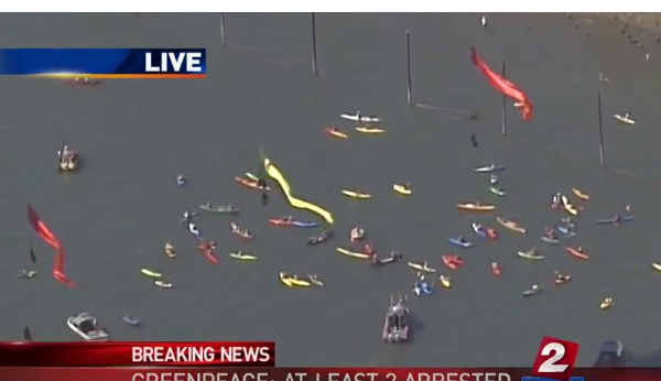collinrees's tweet image. "The kayaks are multiplying!" says TV announcer. This is the best television I've seen in weeks. #PDXvsShell #ShellNo