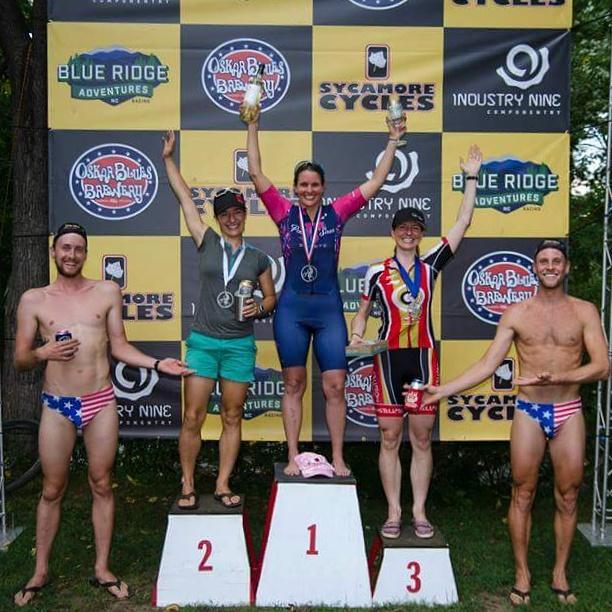 moosers23's tweet photo. Best EVER #podiumboys! #ORAMM sub 6, 5:43! #flatlanderlovestoclimb @PinkSirenSports @BlueRidgeAdven @TeamTallRacing http://t.co/ogTAtn5vAy