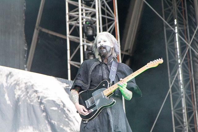 Happy Birthday to guitarist John 5 (Marilyn Manson, Rob Zombie) who turns 44 today! Born July 31, 1971. 