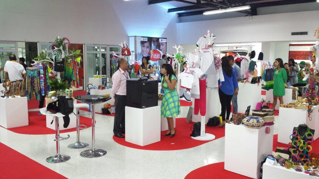 SENAComunica's tweet photo. En Barranquilla 38 emprendedores #SENA participaron en rueda de negocios  @comprecolombian @PROPAIS y @MincomercioCo http://t.co/j0aYlN7Erm