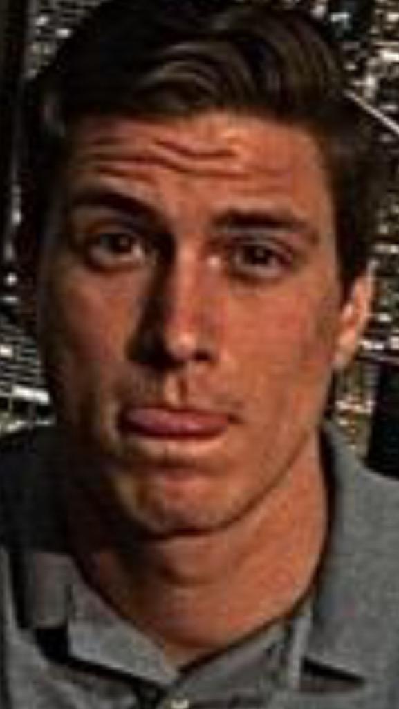 j_dunbarIV's tweet photo. Who did it better? RT for Mya... Fav for @ZacBarrient #TongueBitePose http://t.co/RSmdd0MCGU