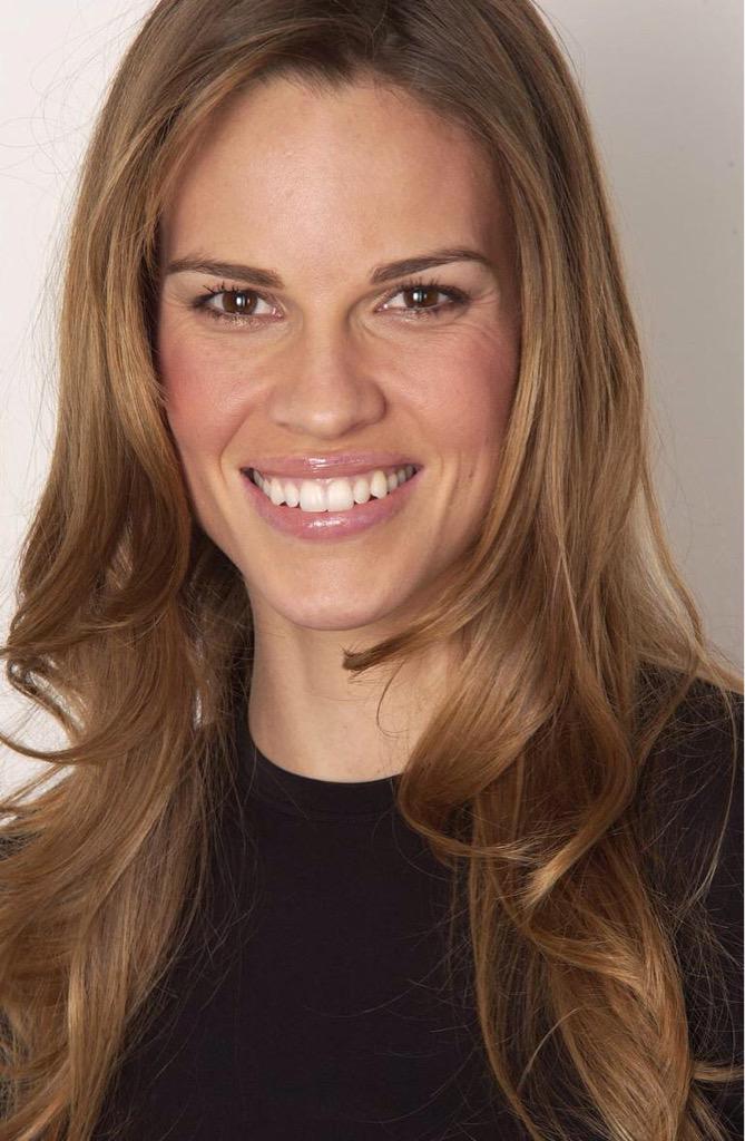 Mais aniversariantes de hoje (parte 2): Hilary Swank (41), Terry Crews (47) e Lisa Kudrow (52). Happy Birthday! 