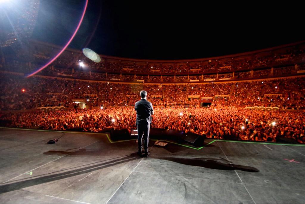 AlejandroSanz's tweet photo. Gracias Córdoba. Nos vamos de gira #GiraSirope http://t.co/BAm9Jt93WF