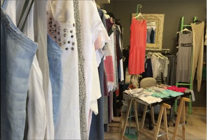 maresmeclick's tweet photo. DRESS&LOVE s'ha afegit a #cataclick #moda #casual #vilassar #maresme #comerรง #musbombon #nens #basics #dresslove http://t.co/HVhSk5Y4yD