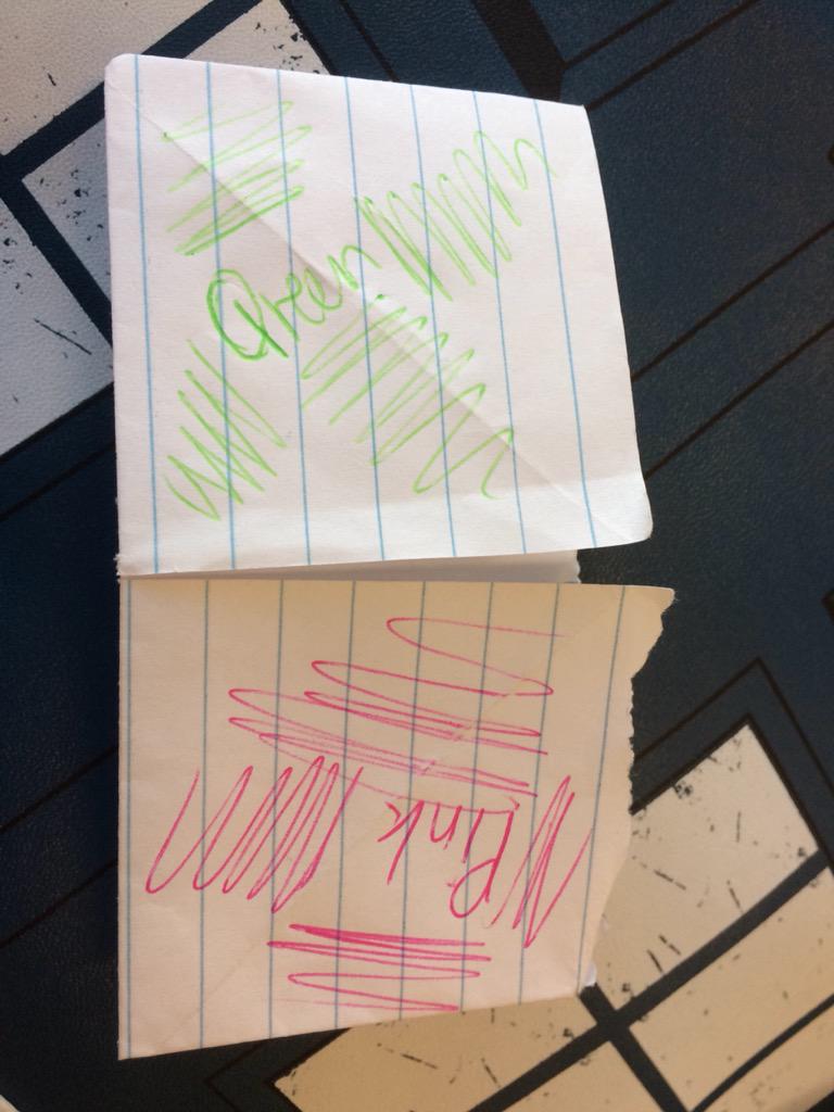 KaylaS_Griffith's tweet photo. Great session on how to make a chatterbox!! I've played with them but haven't made them before! #oenv15 http://t.co/1SjMbrmqpq