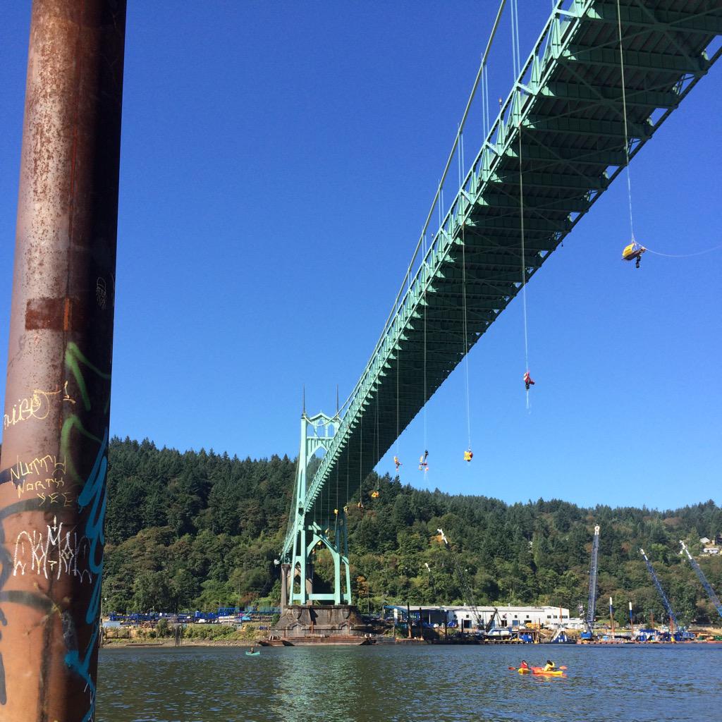 YourGilmoreGirl's tweet image. #ShellNoPDX