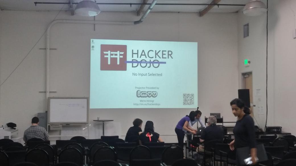 IamJayMohan's tweet image. At #HackerDojo - Hacking UX - Igniter
