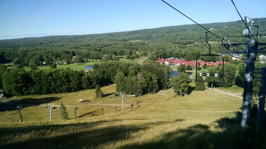 golfmix's tweet photo. The stellar view from the chair lift @Boyne_Highlands this evening!  
#PureMichigan http://t.co/SFGe94jYVH