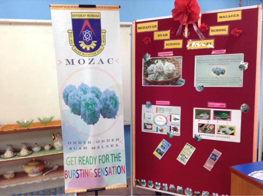 MorningStarImi's tweet photo. MOZAC booth "Buah Melaka" hashtag ONDEH ONDEH 😎
#SEA2 #2015 #Celebrating #Diversity http://t.co/Gv9ZsPlENE