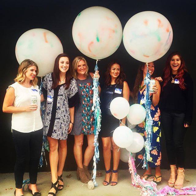 collabthread's tweet image. a new photo taken by casseee! networking is fun 🎈 // #collaborativethread #followthethread… ift.tt/1E68AzN