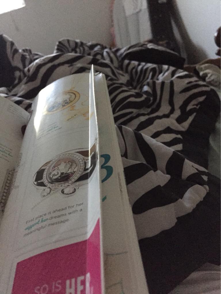 BrookeMouritsen's tweet photo. Did anyone else get their TOMS like this? @OrigamiOwl #O2Experience15 http://t.co/BJ1XdLeEF6