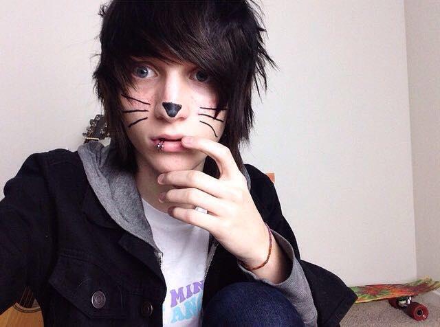 Hey guys! I decided to start fresh sooo rt please?!